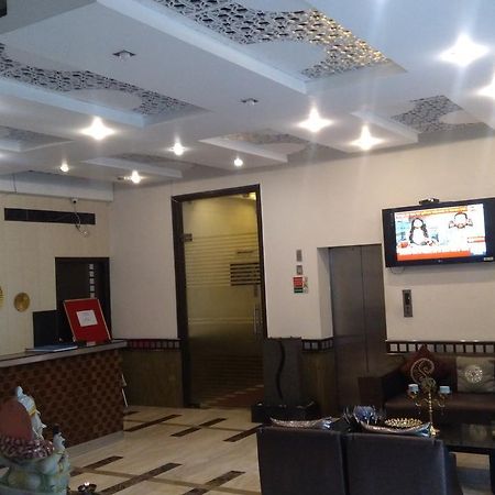 Hotel Bizzotel Γκουργκάον Εξωτερικό φωτογραφία