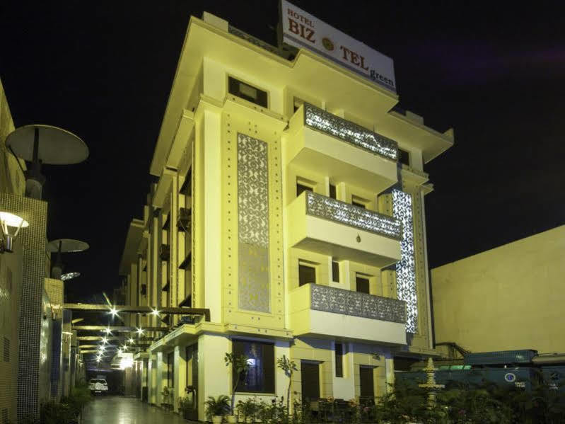 Hotel Bizzotel Γκουργκάον Εξωτερικό φωτογραφία